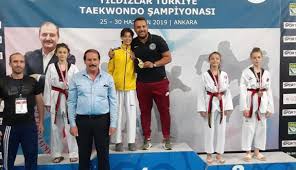 MİLLİ SPORCULARIMIZDAN İSPANYA YOLCULUĞU ÖNCESİ BAŞKANIMIZ AKAY’A TEŞEKKÜR ZİYARETİ